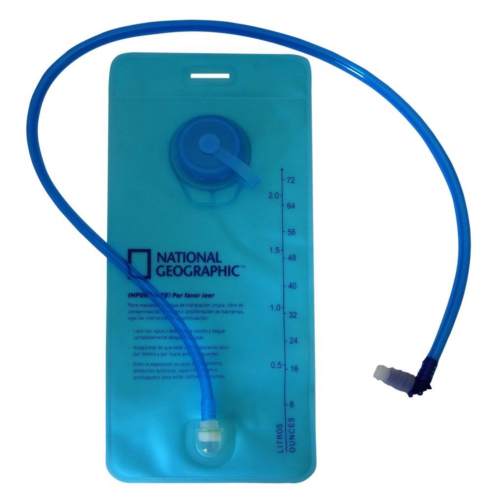 bolsa de hidratación vejiga de agua con capacidad de 2 litros National Geographic