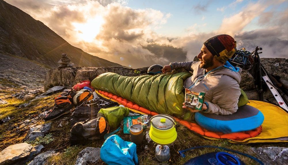 Guía para elegir una colchoneta para camping y aprender sobre el aislamiento